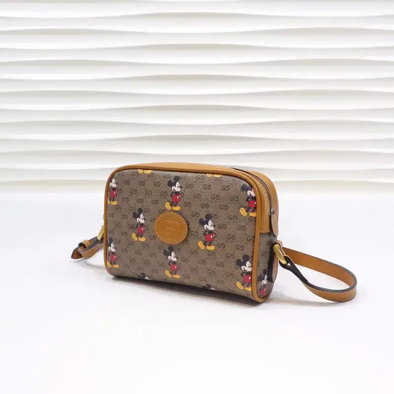 Cheap Gucci Bags 20DJ570054