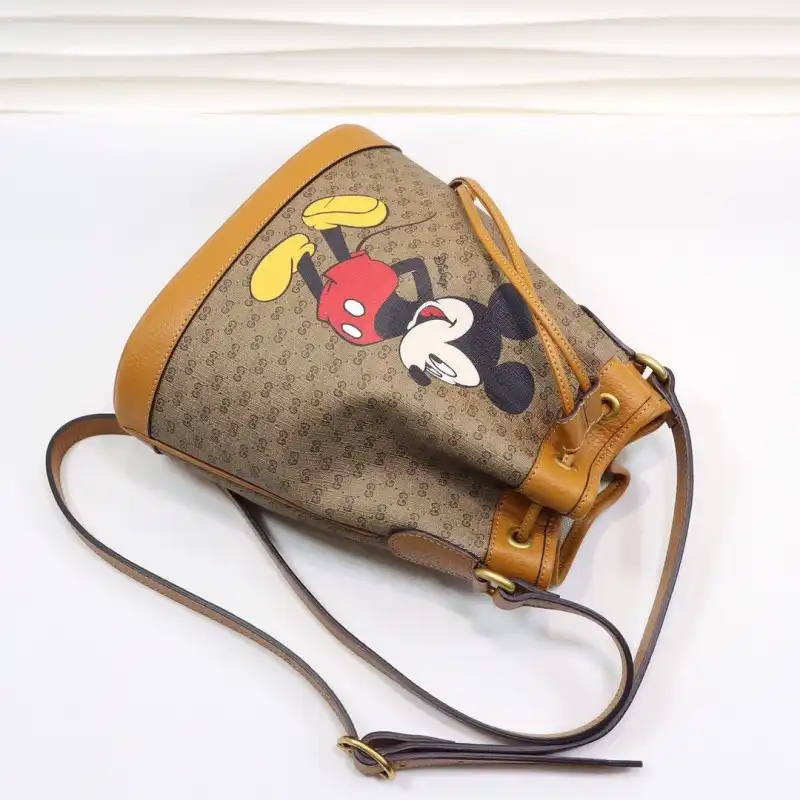 Gucci Bags 20DJ570055