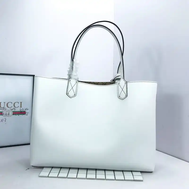 Cheap Gucci Bags 20B570075