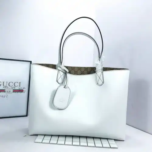 Gucci Bags 20B570075