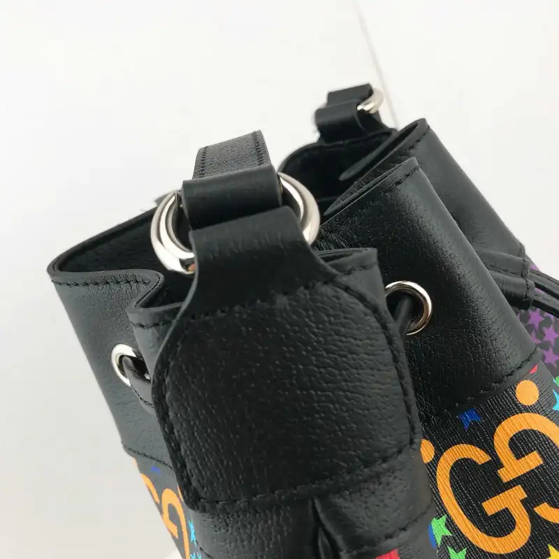 Cheap Gucci Bags 20DJ570078