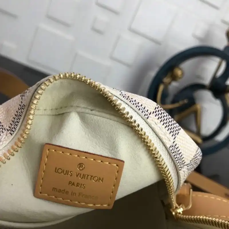 Cheap Gucci Bags 20B570081