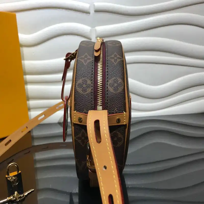 LV Bags 20DJ570084