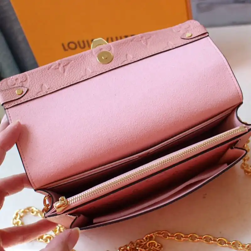 LV Bags 20B570098