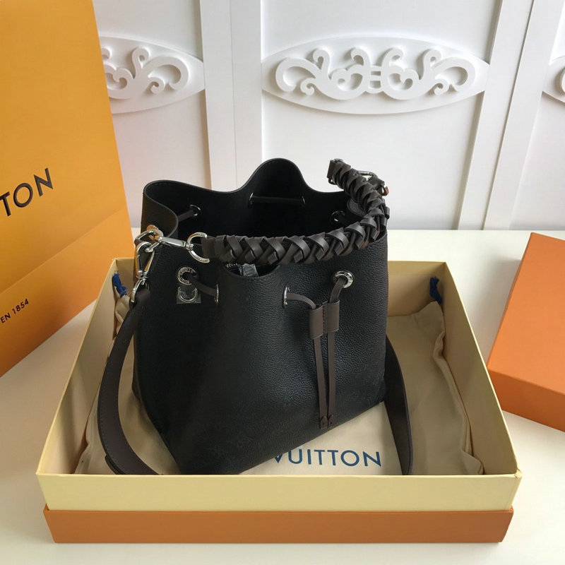 FASH LOUIS VUITTON Bags 20B570177