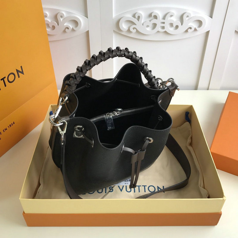 FASH LOUIS VUITTON Bags 20B570177