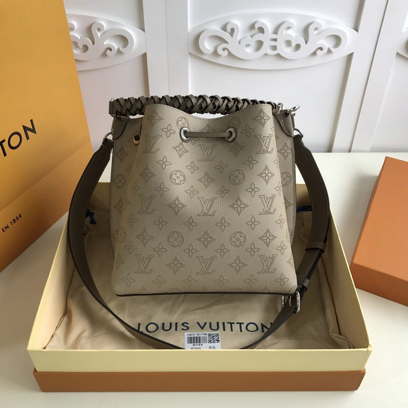 FASH LOUIS VUITTON Bags 20B570178