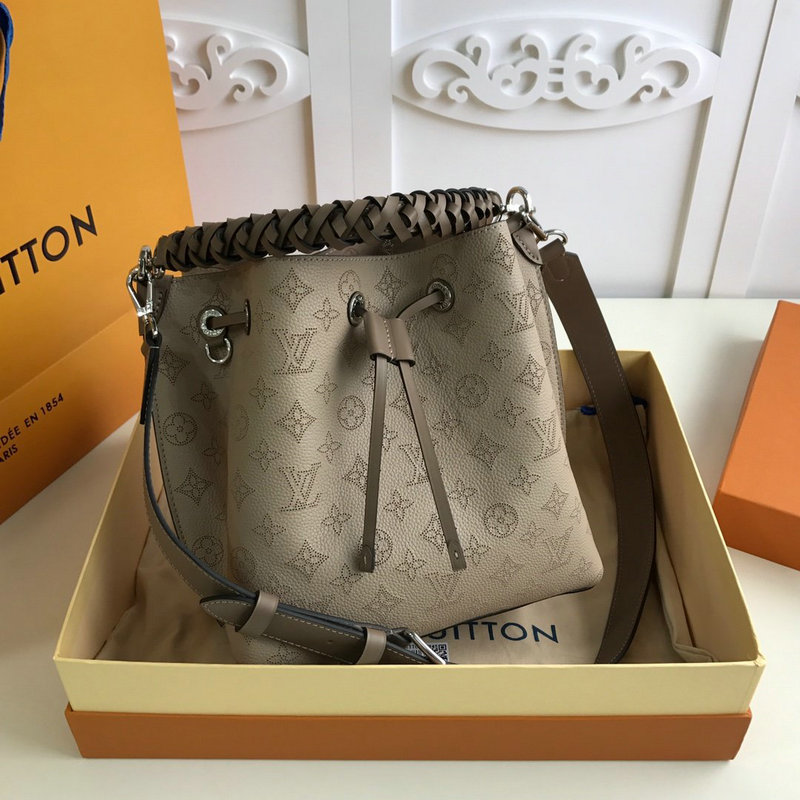 FASH LOUIS VUITTON Bags 20B570178