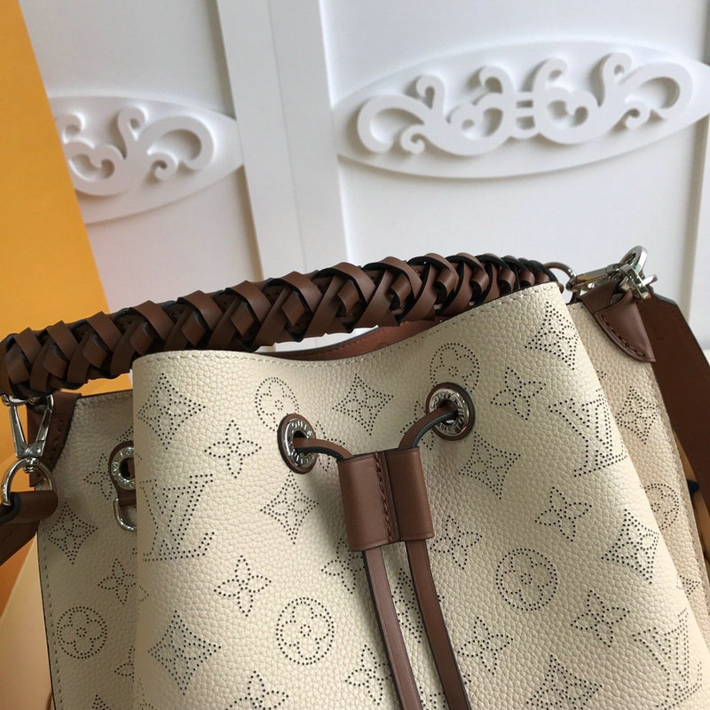 FASH LOUIS VUITTON Bags 20B570179