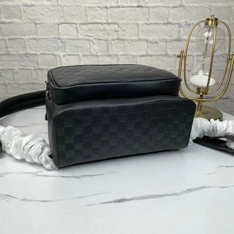 LV Bags 20B570180