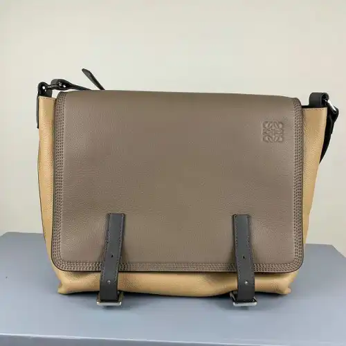 Loewe Bags 20DJ570182