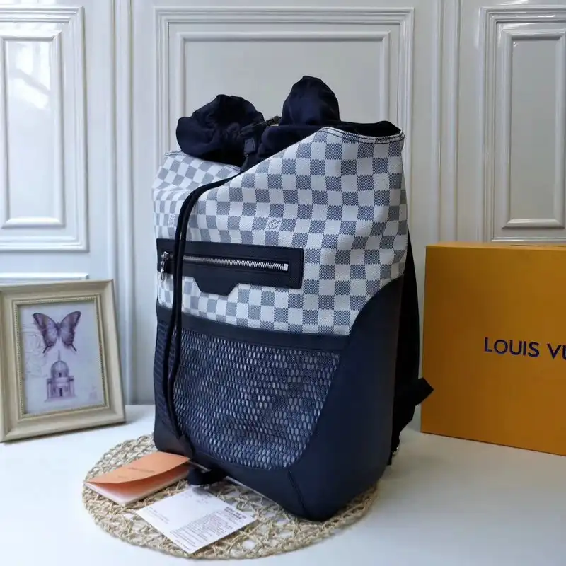 FASH LOUIS VUITTON Bags 20B570183