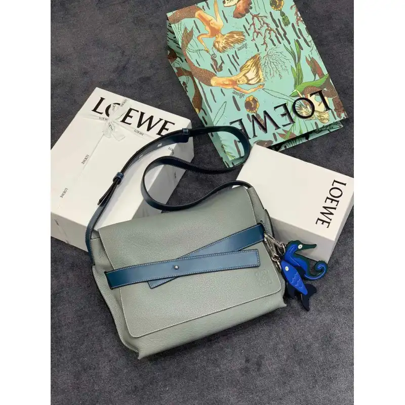 Loewe Bags 20DJ570184