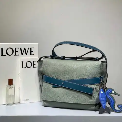 Loewe Bags 20DJ570184