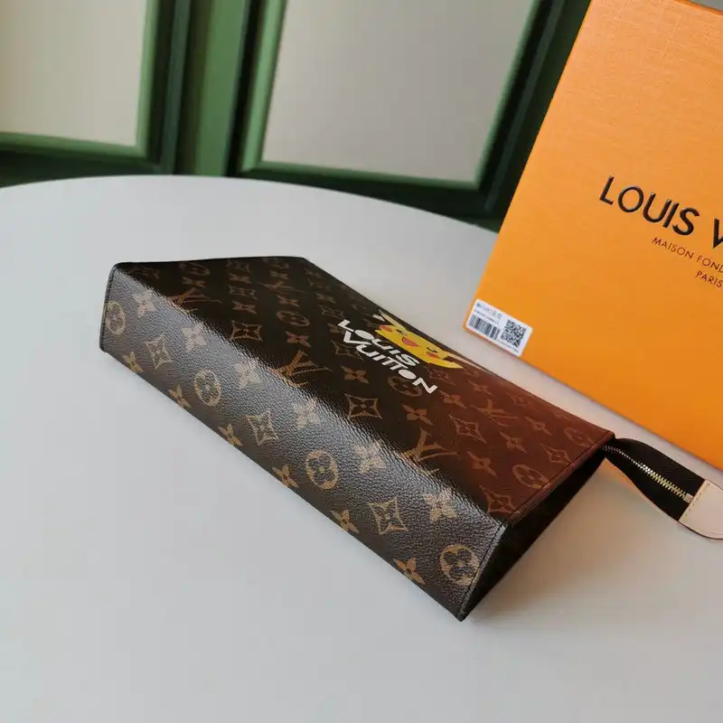 LV Bags 20B570189