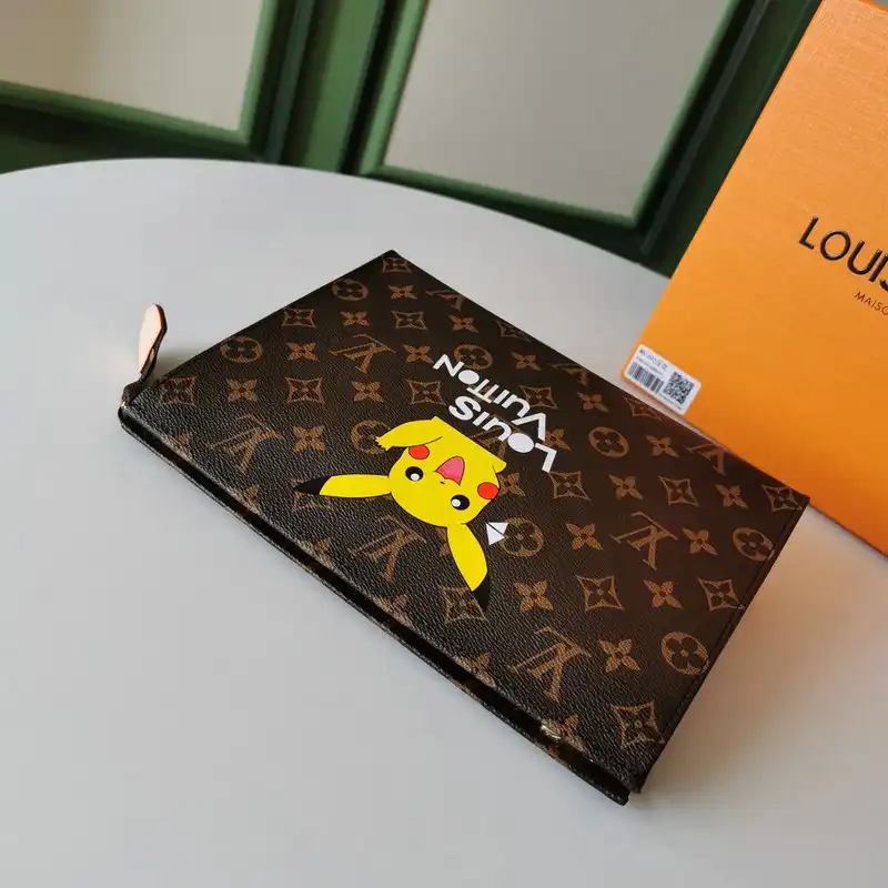 LV Bags 20B570189