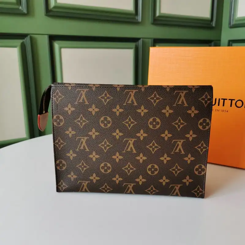 LV Bags 20B570189