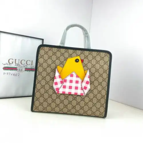 Gucci Bags 20B570195