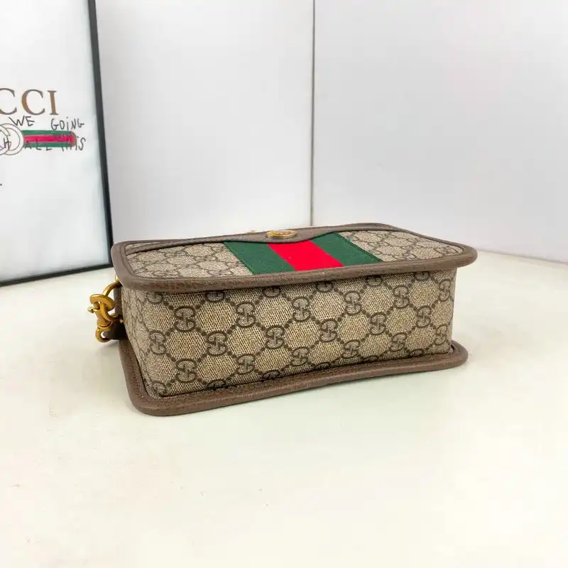 Gucci Bags 20B570196