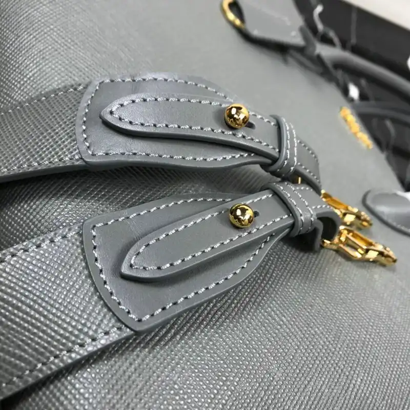 Prada Bags 20B570199