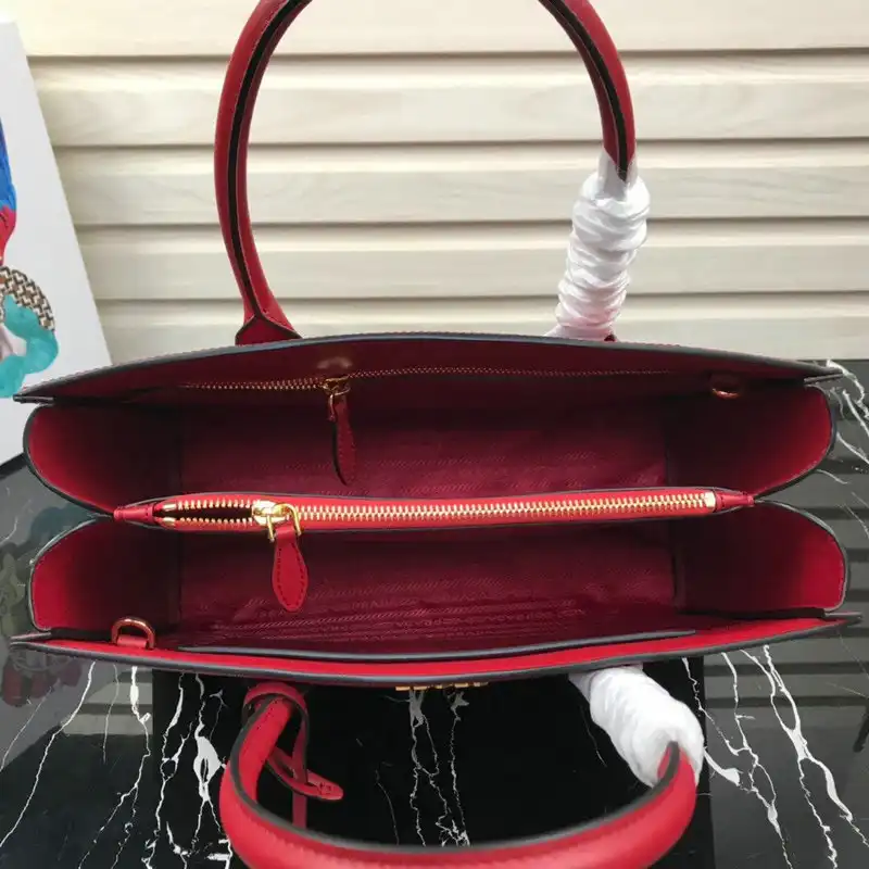 Prada Bags 20B570201