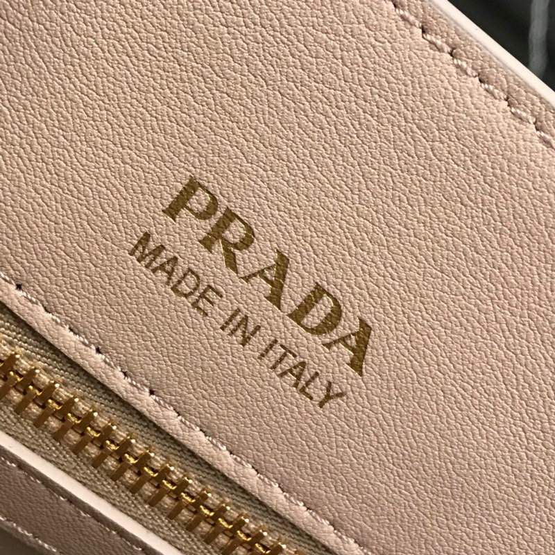 FASH Prada Bags 20B570203