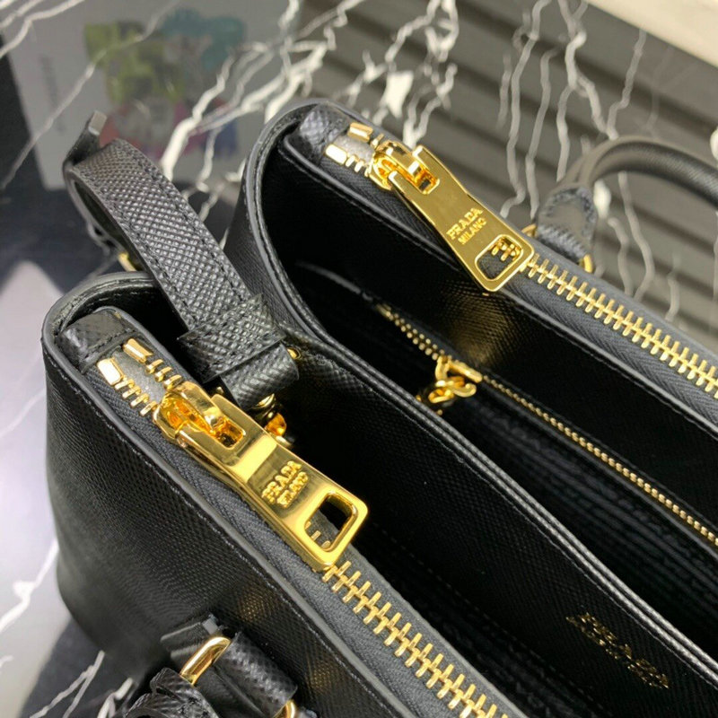 FASH Prada Bags 20B570208