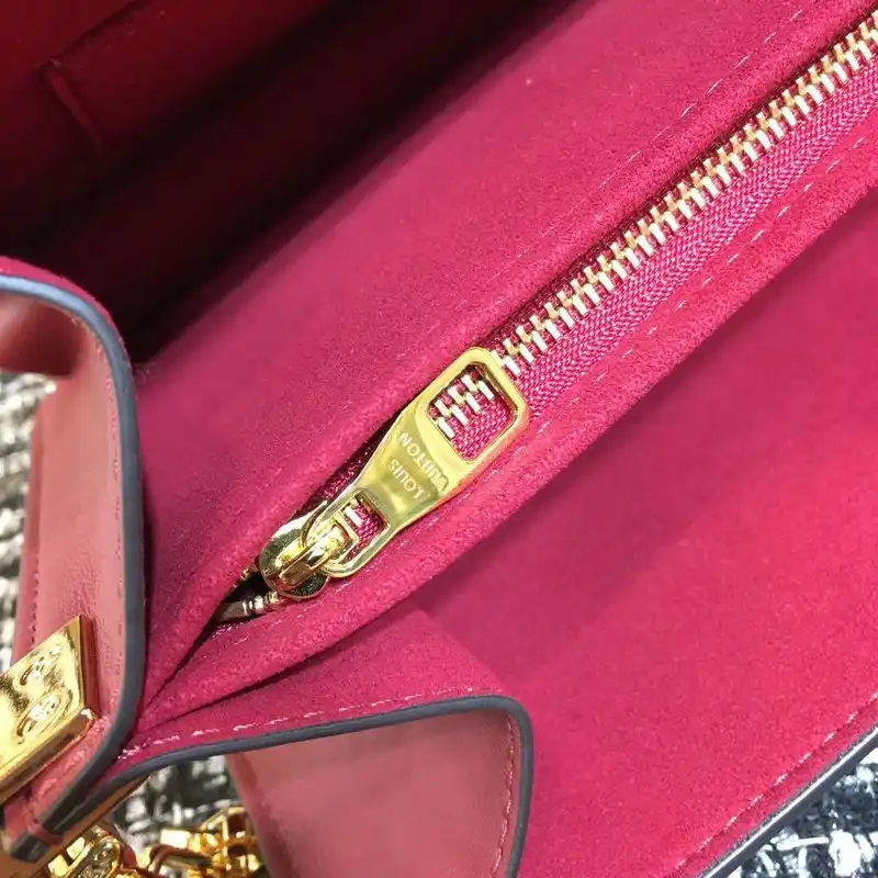 Fashionrepsfam ru LV Bags 20B570234