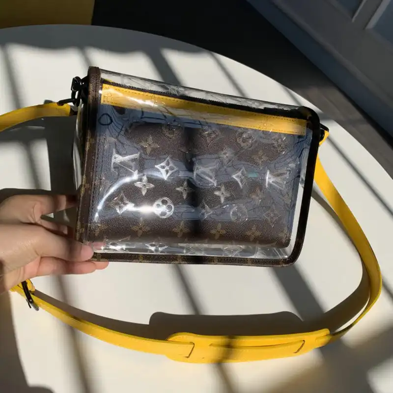 LV Bags 20B570241