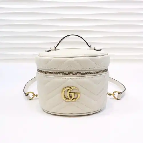 Gucci Bags 20B570244