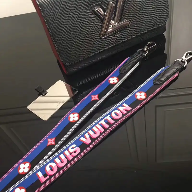 LV Bags 20B570249