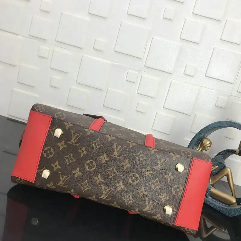 LV Bags 20B570260