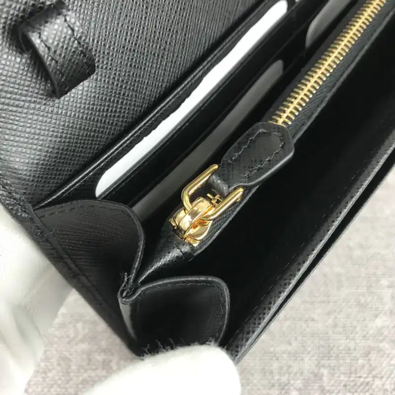 Prada Bags 20B570292