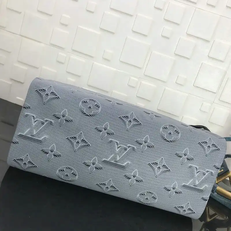 LV Bags 20B570313