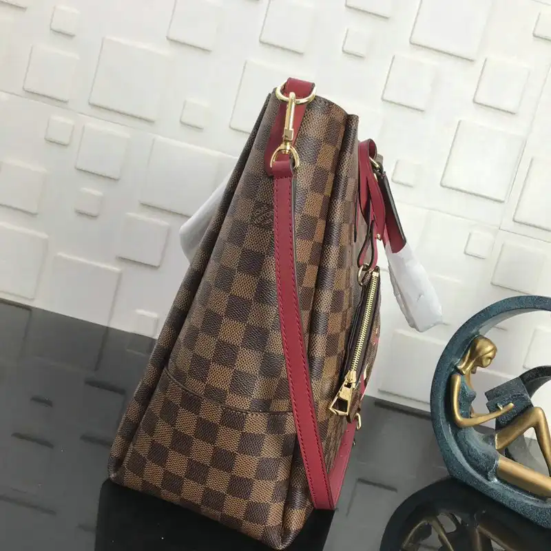 LV Bags 20B570325