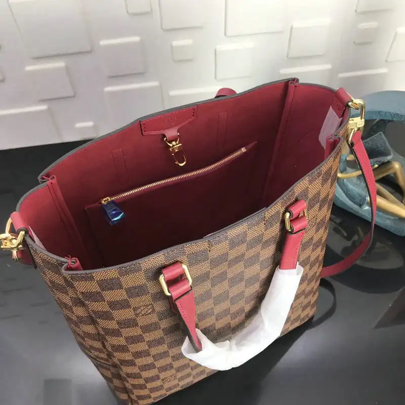 LV Bags 20B570325