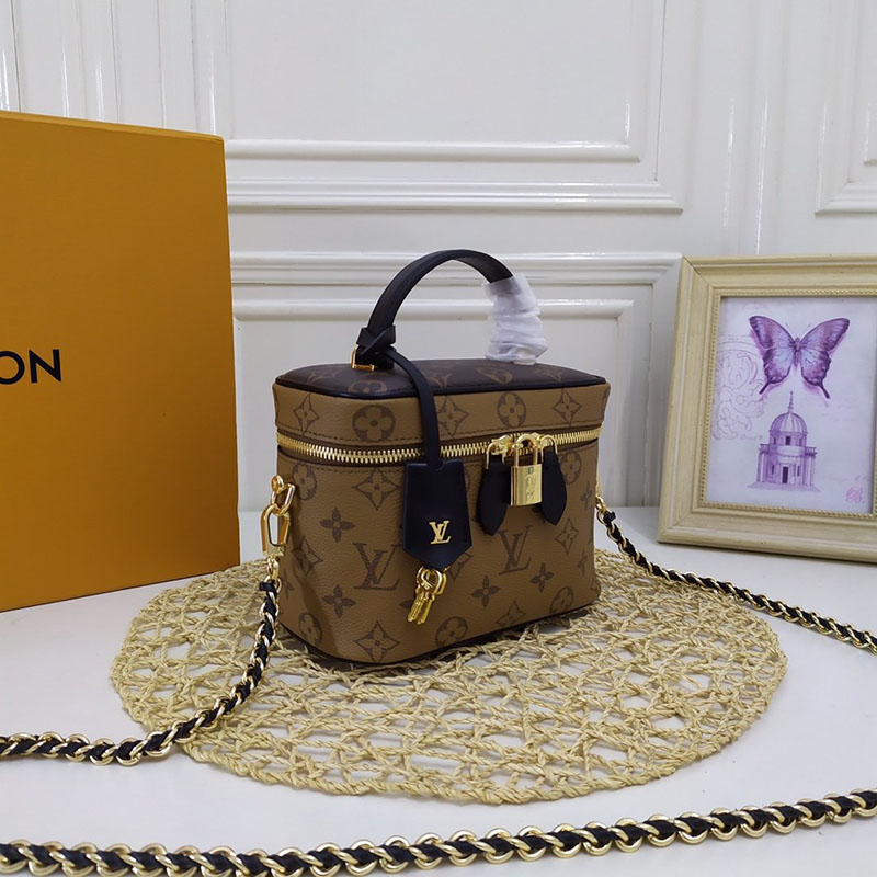 FASH LOUIS VUITTON Bags 204B570004