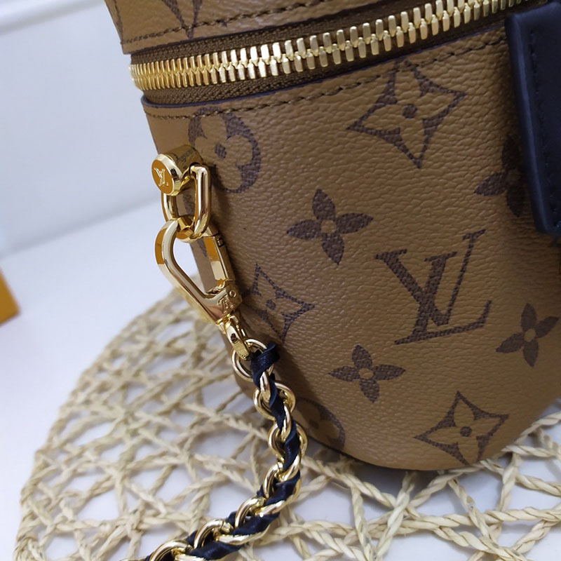 FASH LOUIS VUITTON Bags 204B570004