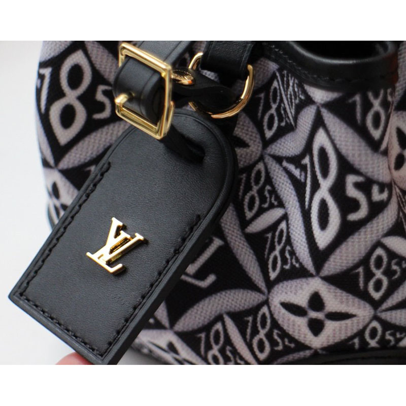 FASH LOUIS VUITTON Bags 204B570012