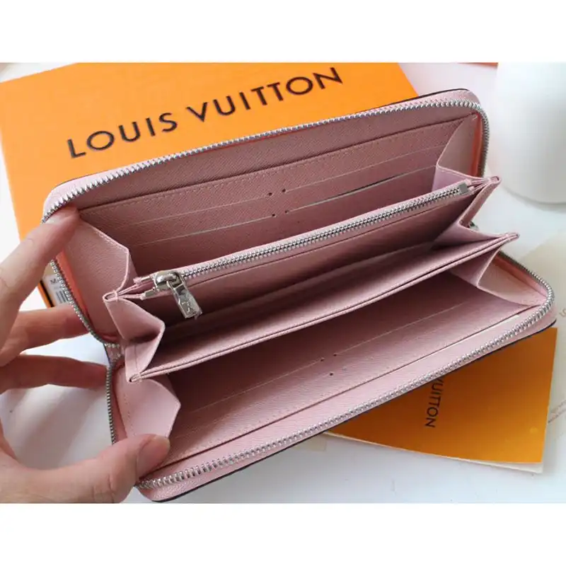 LV Bags 204B570014