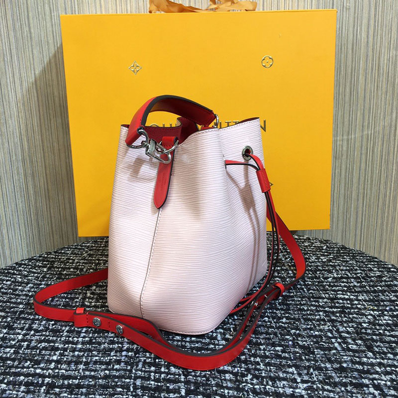 FASH LOUIS VUITTON Bags 204B570034