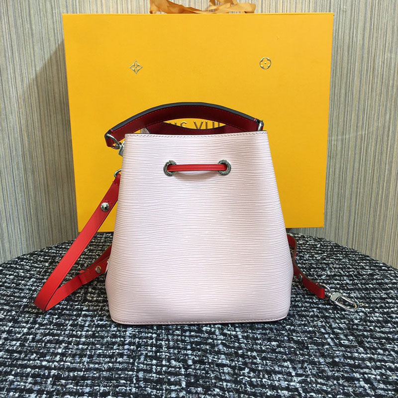 FASH LOUIS VUITTON Bags 204B570034