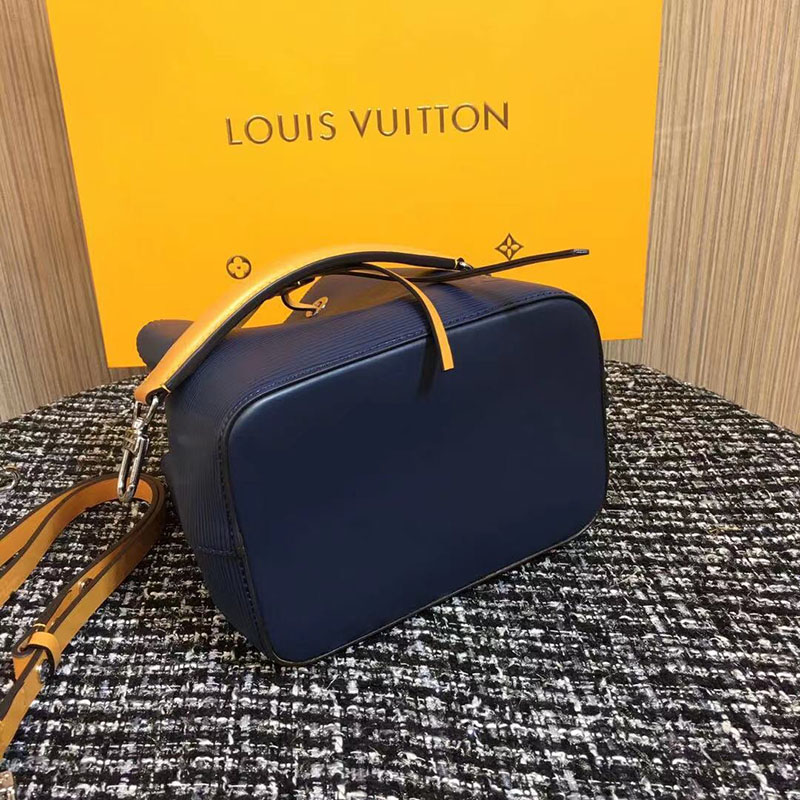 FASH LOUIS VUITTON Bags 204B570035