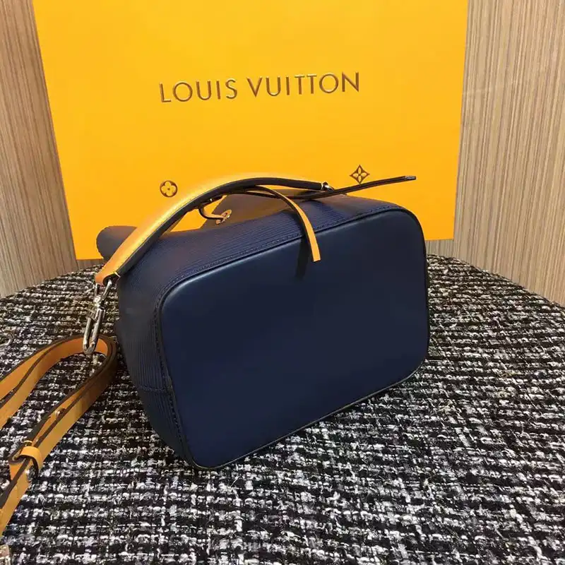 LV Bags 204B570035