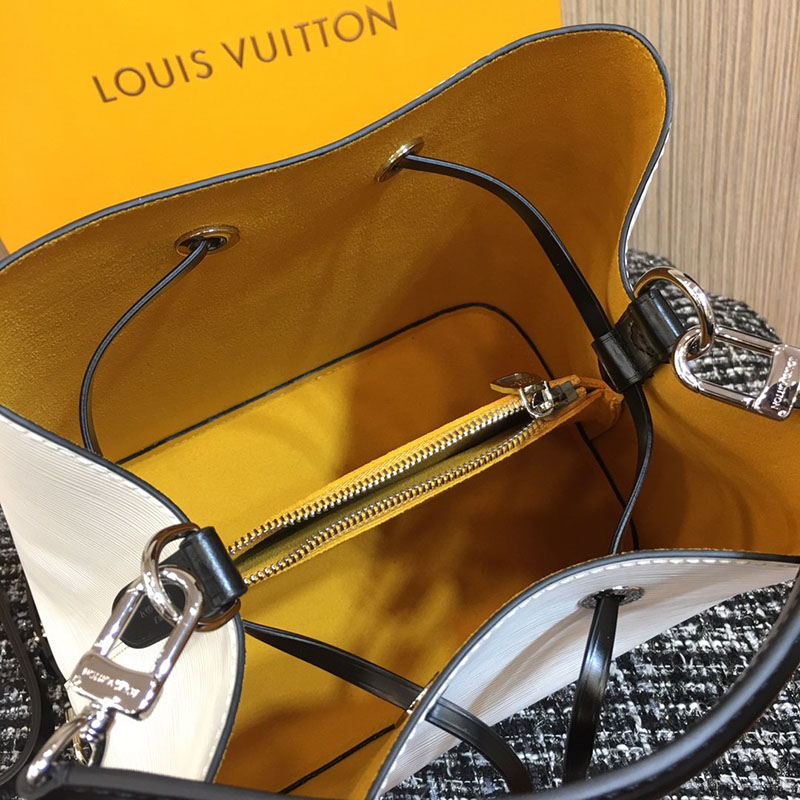 FASH LOUIS VUITTON Bags 204B570036