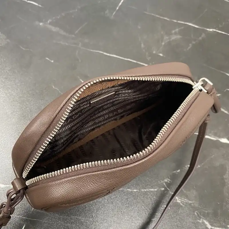 Prada Bags 204B570042