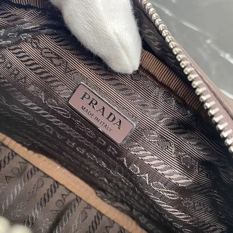 Prada Bags 204B570042