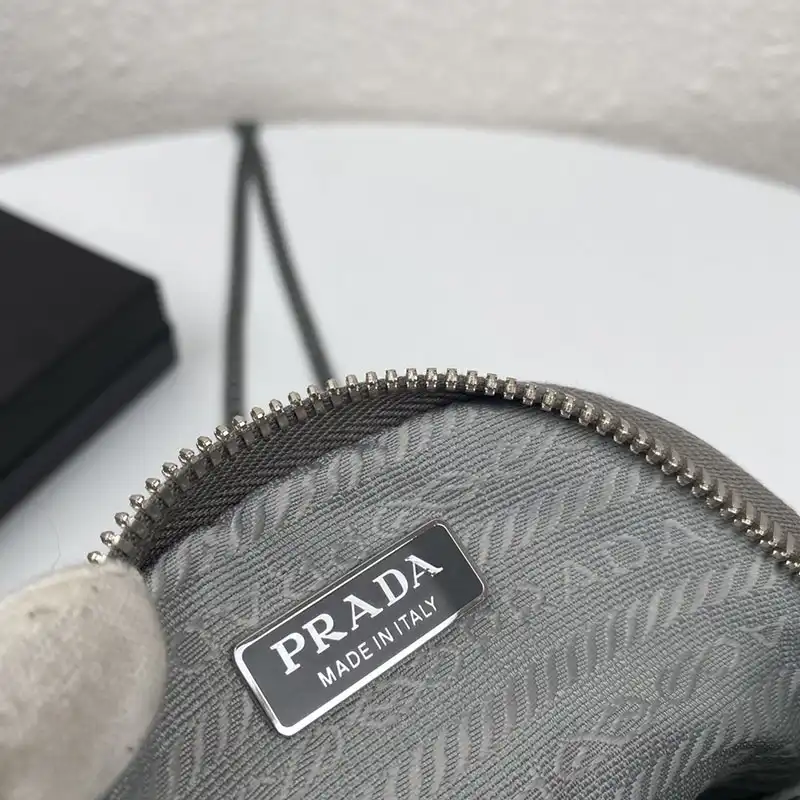 Prada Bags 204B570054