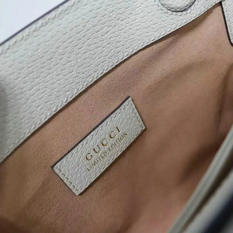 Cheap Gucci Bags 204B570080