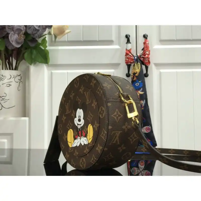 LV Bags 205fy0022